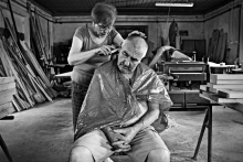 pandemiczny fryzjer
