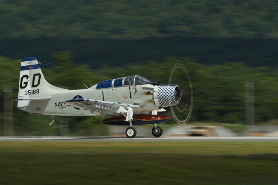 dudley - Douglas A-1 Skayraider.. Westfield Airshow 2017. Zdjęcie 201343