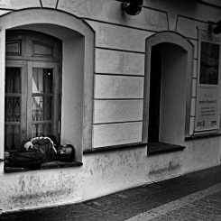 Człowiek taki jak my...