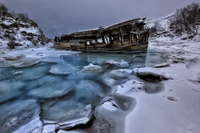 ICE GRAVE