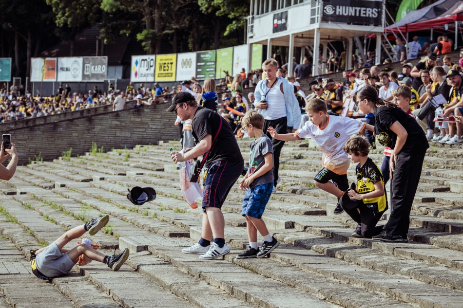 Łowcy (Hunters). . Zdjęcie 337515