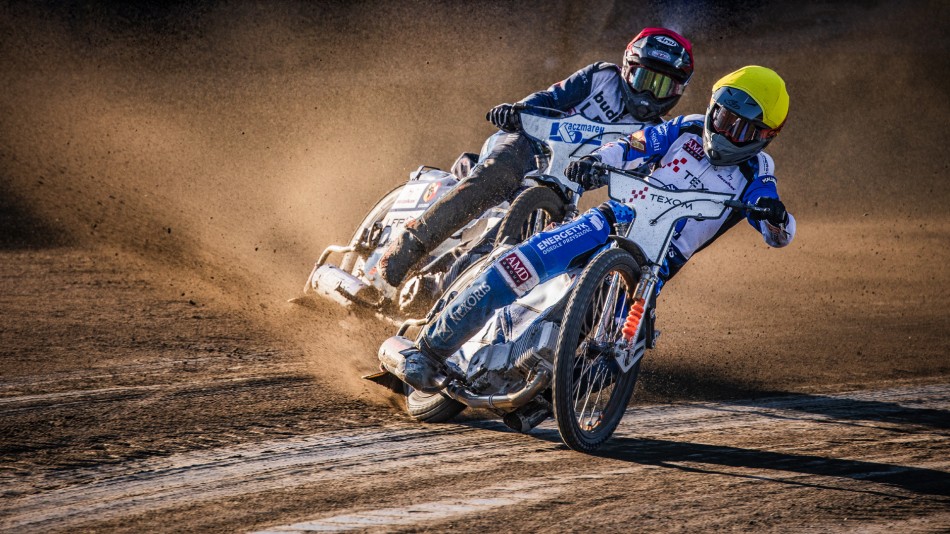 Kask w kask, ramię w ramię!. . Zdjęcie 338334