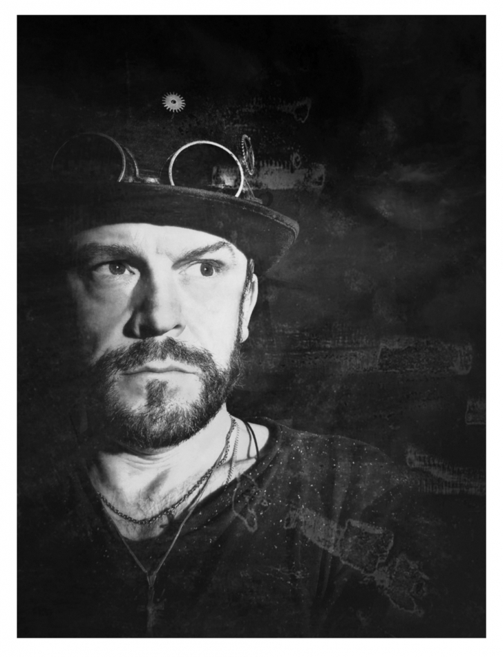 Mr.Robin. Autoportret ;-) kolejny ;-). Zdjęcie 321667