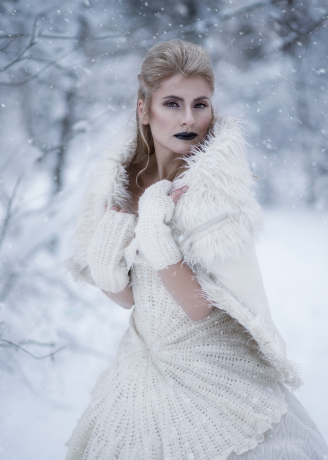 sensepl - Królowa śniegu. pozowanie i stylizacja: Edyta Sokół Studio Art makijaż i fryzura: Uzuri Make-up by Arleta. Zdjęcie 283080