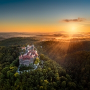 Książ...