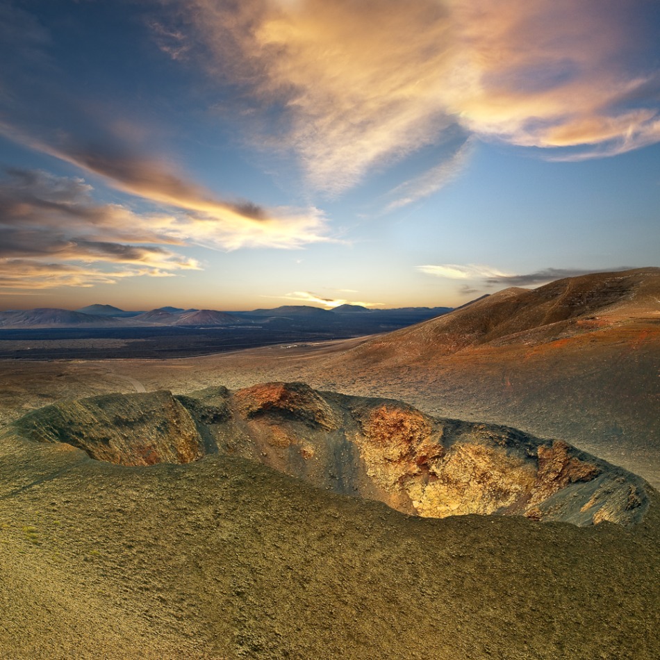 Krater. . Zdjęcie 136