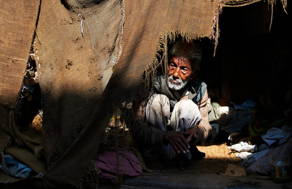 fotoel - Nepal- ulice Bhaktapur. Nepal to biedny kraj, a takie klimaty pozostawiają mocne wrażenie.. Zdjęcie 53613