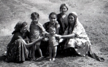 Gypsy women group