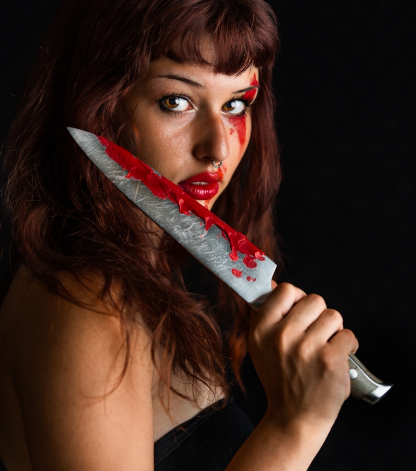 gaco - G. Wiem że krew na nożu ,nie przypomina krwi :). Zdjęcie 316494