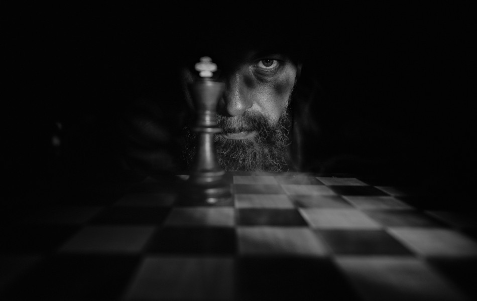 W krainie ślepców jednooki królem. Jednak w ciemności władca światła staje się łatwym celem.. Zdjęcie 339496