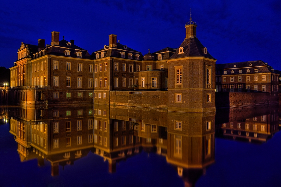 robson2 - Zamek wodny. Wiem, ze brakuje troche dolu, ale inaczej nie moglem ujac:). Zdjęcie 86240