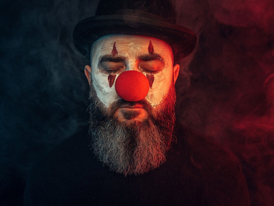 ciężar uśmiechu. . Zdjęcie 339232