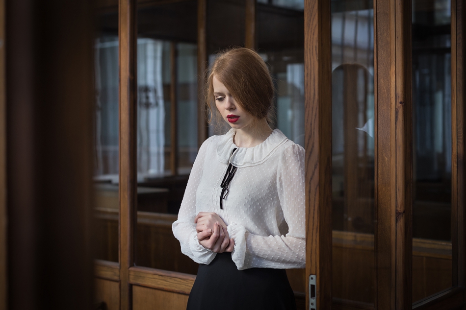 dorotag - ...w banku. Model: Sandra Plajzer Muah: Aga Zajdel. Zdjęcie 165952