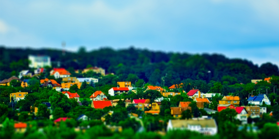 nonsens - ...jak ludziki z lega małe autka małe domy małe krople z nieba cały mały świat.... . Zdjęcie 73779