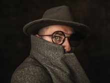 jednO_ki szpieg