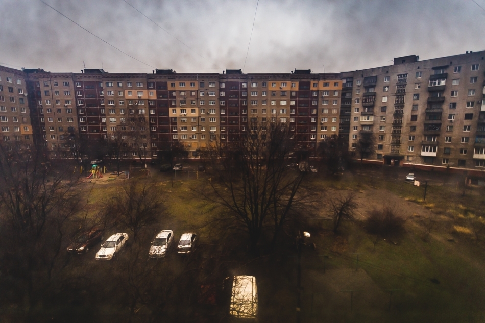 puszek - Kramatorsk. Kramatorsk, powoli zbliża się tam front, 200 tysięczne miasto staje się miastem widmem, glownymi mieszkańcami jest wojsko, ktore wykorzystuje budynki do odpoczynku podczas rotacji, cywilów zostało ok 10% . Zdjęcie 329585
