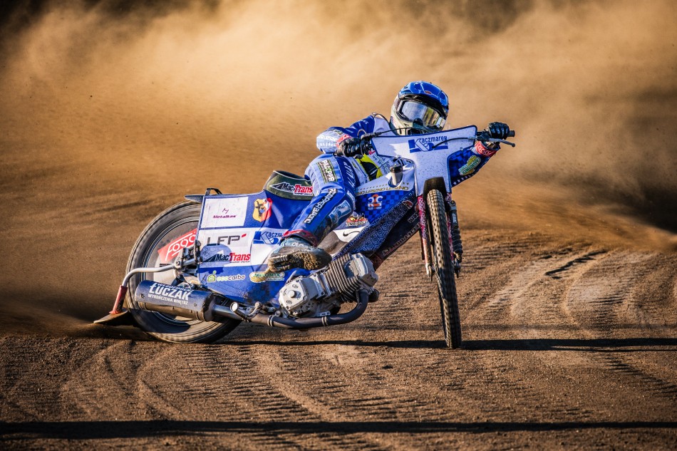 Po co Januszowi hak?. . Zdjęcie 338338