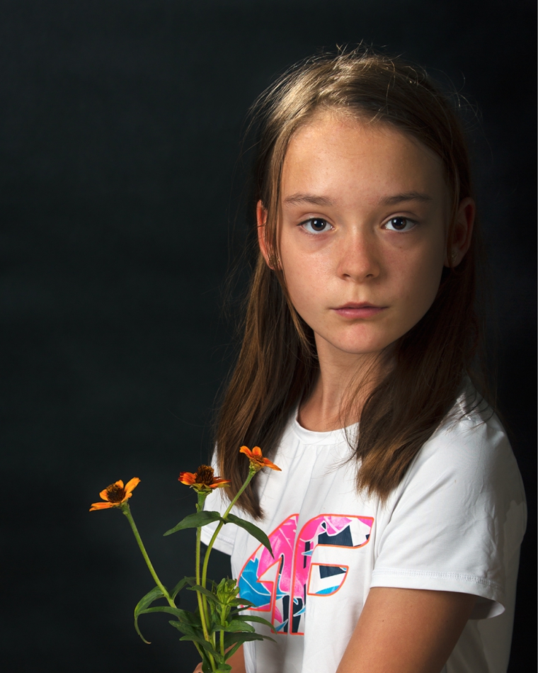bakulok - Kaja z kwiatkiem. Dla mnie piękna i kochana. Zdjęcie 301060