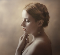 Lady with the earring