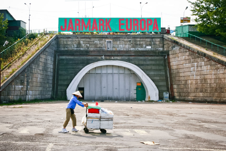 Stadion X-lecia. Jedna z wielu fotografii wykonanych na terenie stadionu w okresie VI-IX 2007r. Cdn.... Zdjęcie 25531