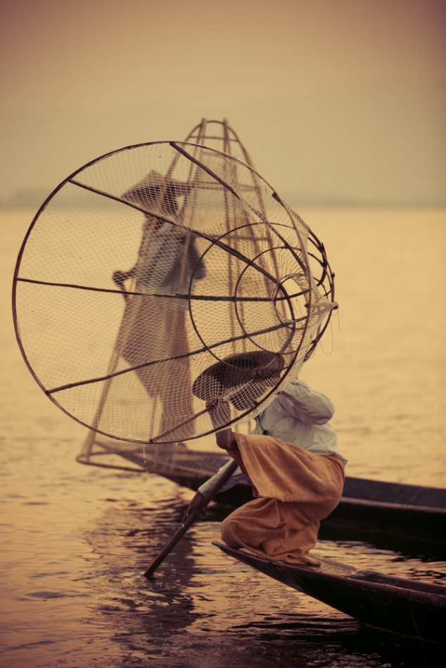 wlamparski - mistrz. Myanmar - jezioro Inle Lake 2016. Zdjęcie 165540