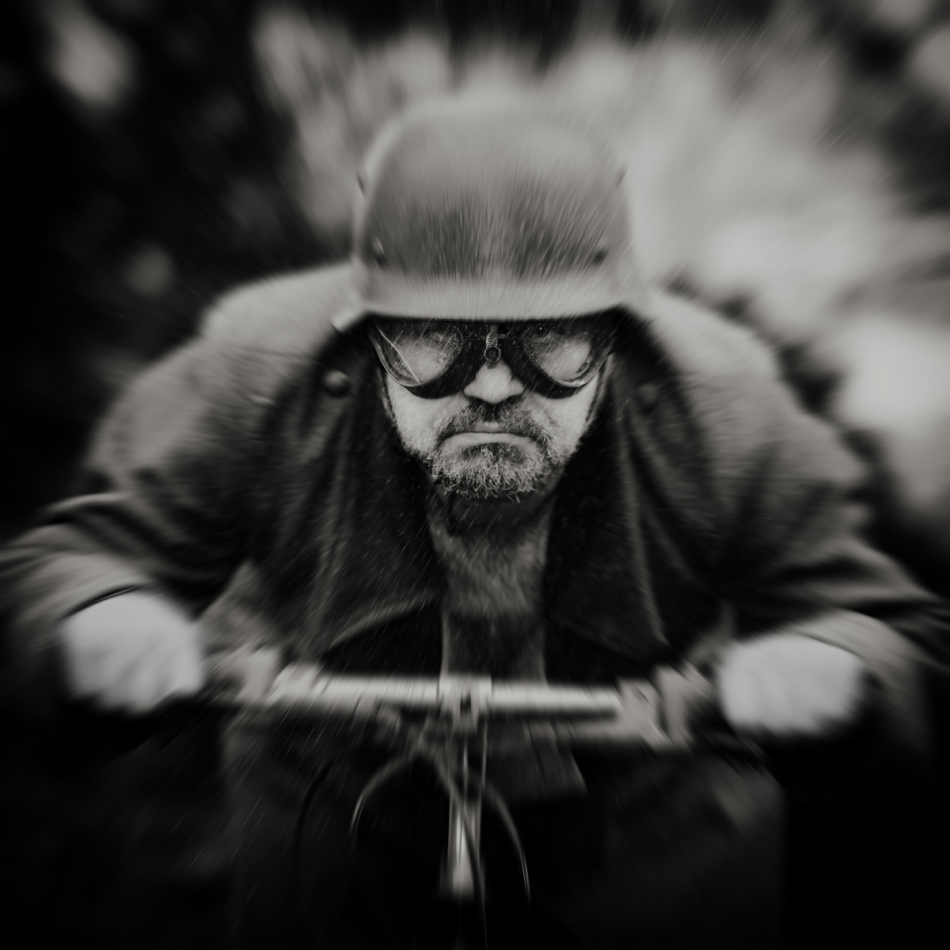 dariusz_langrzyk - Speed Men. patrząc na siebie przez różowe okulary nie używając telefonu :) . Zdjęcie 161516