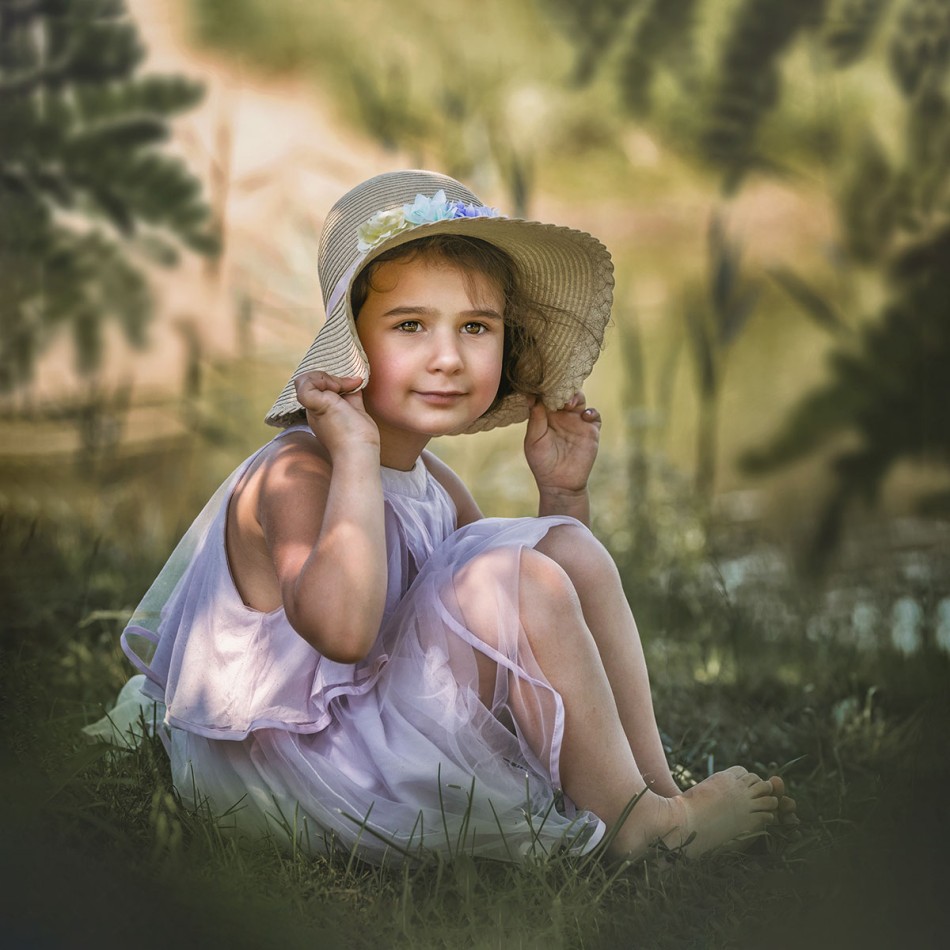 Dziewczynka w kapeluszu. . Zdjęcie 339714