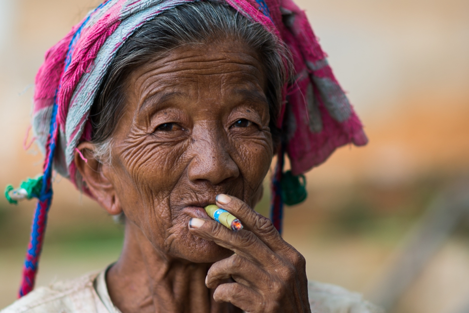 fotoel - Czas na dymka. . Zdjęcie 204448