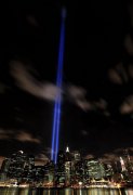 9/11 - Twins Light Worl...