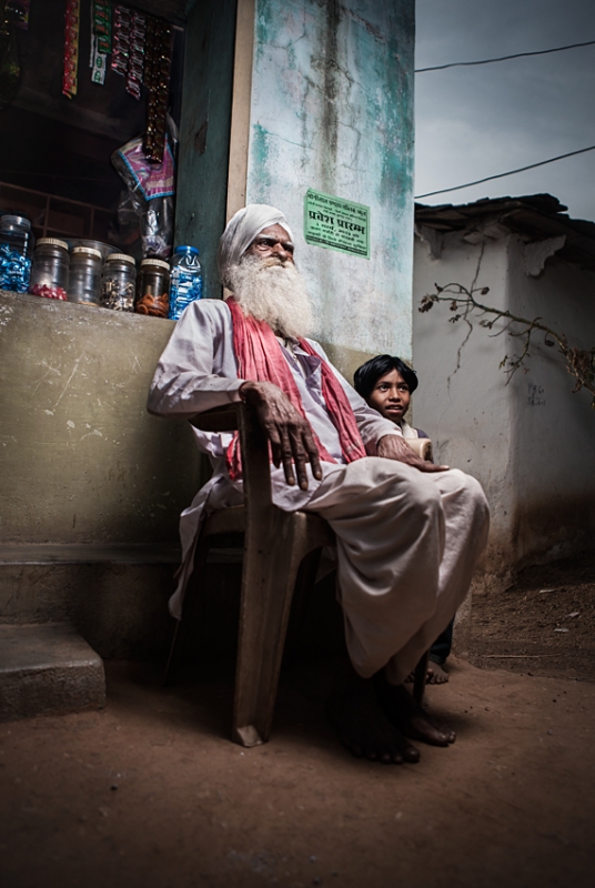  - lazy morning. droga do Udaipur, Rajasthan, Indie. Zdjęcie 59314