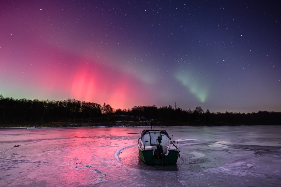 Zorza nad Jeziorem Żywieckim. . Zdjęcie 339461