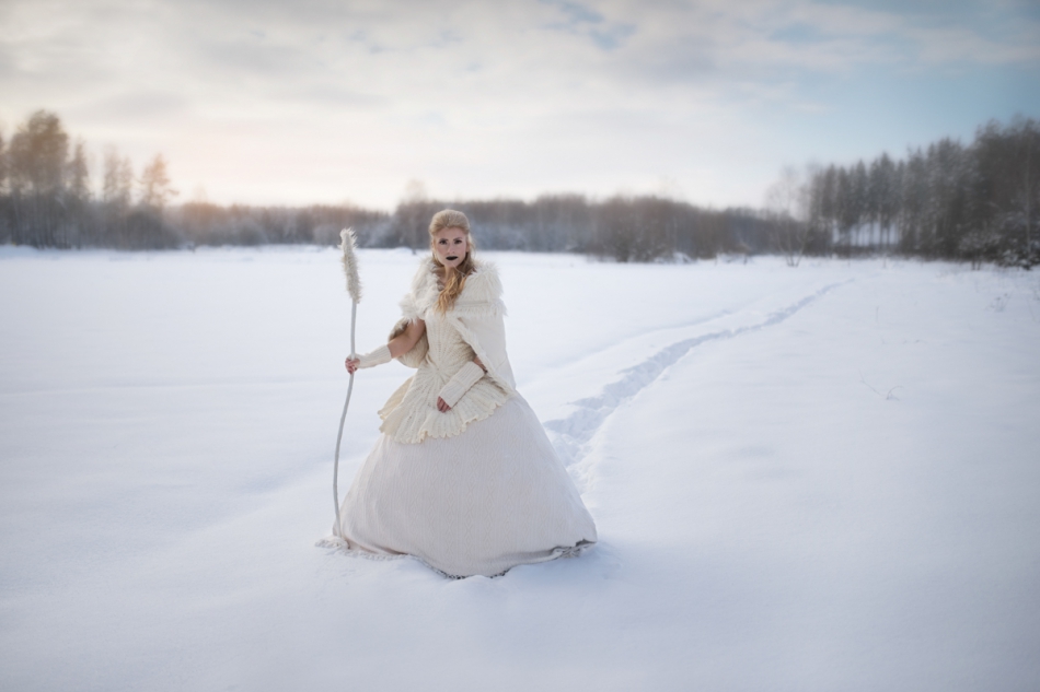 sensepl - Królowa śniegu. pozowanie i stylizacja: Edyta Sokół Studio Art makijaż i fryzura: Uzuri Make-up by Arleta. Zdjęcie 282943