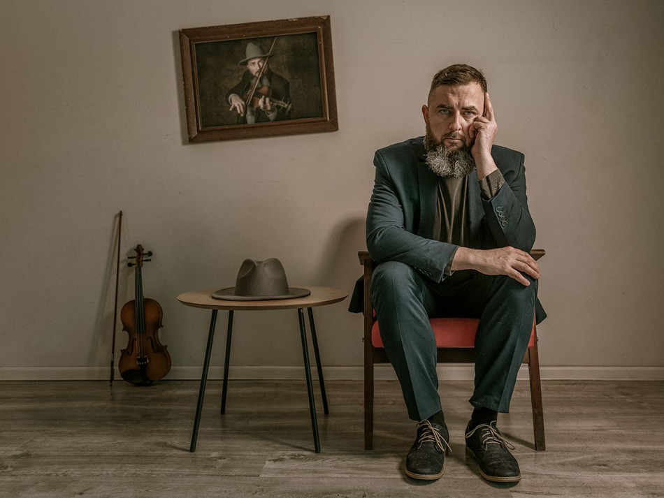 schyłek. aparat: Nikon D5600\r\nobiektyw: Sigma 20mm 1,4art\r\nświatło: 1x Lampa LED PRO STUFF VL-300 PRO. Zdjęcie 337676