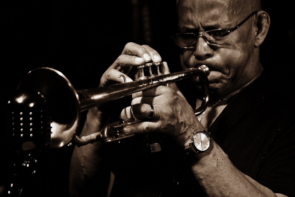 Bruno_Aleksander - Róże Jazz Festival-Edie Henderson. zdjęcie wykonane w trakcie jednego z koncertów Róże Jazz Festival na Zielonogórskiej Starówce. Zdjęcie 261812