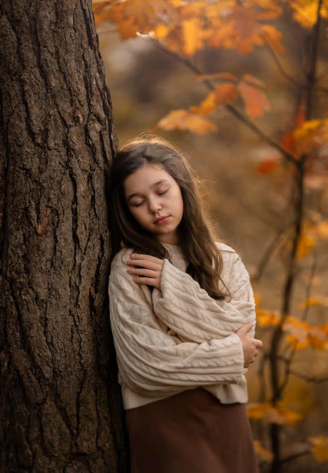 gaco - Maja . Wokół jesień maluje pejzaż z w barwach złota i spokoju. Piękno tej chwili , trwa tylko przez ulotny oddech natury .. Zdjęcie 327734