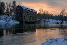 Stary młyn nad Wkrą.