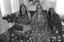 Gypsy women