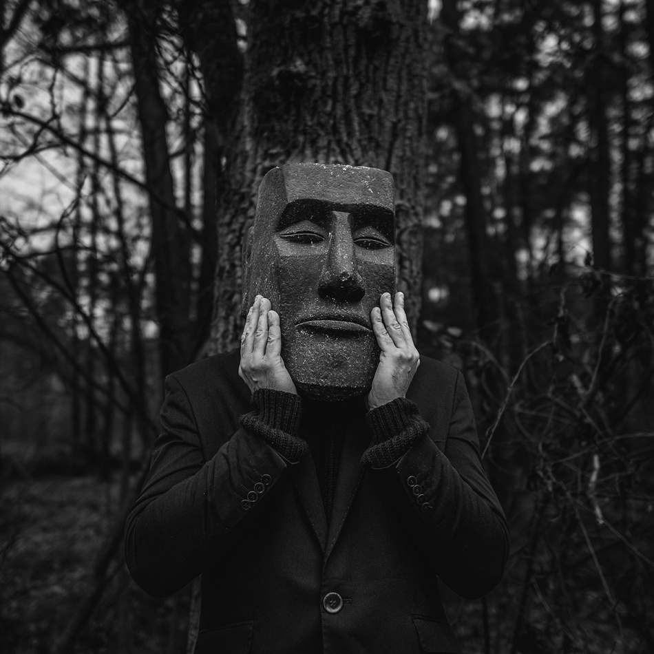 totem. aparat: Nikon D5600 obiektyw: Sigma 20mm 1,4art światło: zastane. Zdjęcie 337182