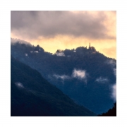 Near Como