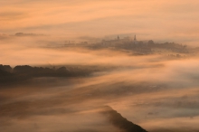 village on the sea of fog